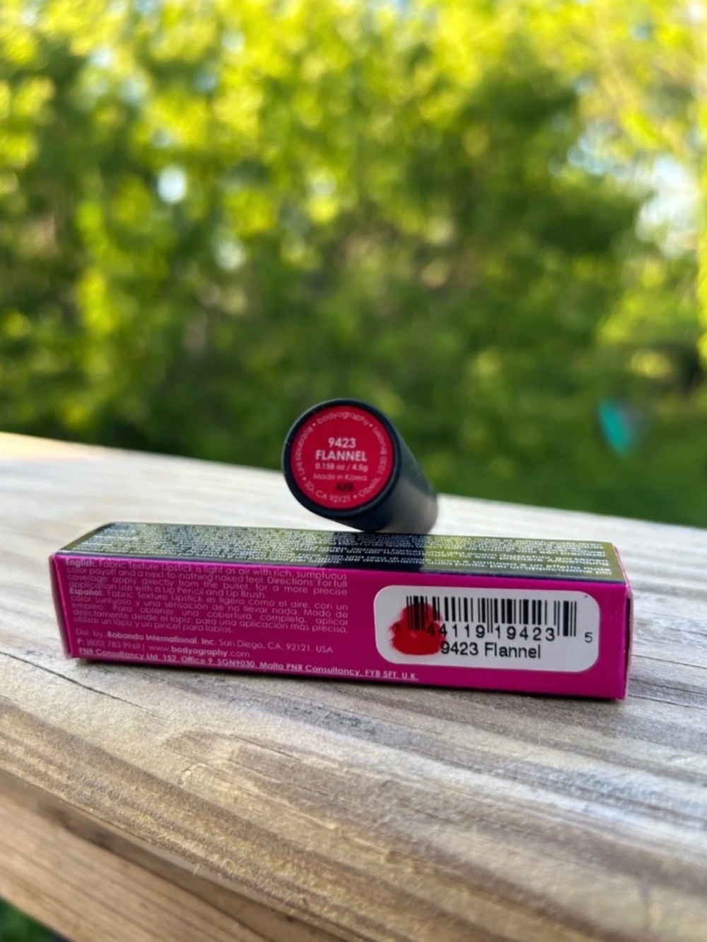 Bodyography FLANNEL Fabric Texture Lipstick - Red NEW PC - Picture 4 of 5